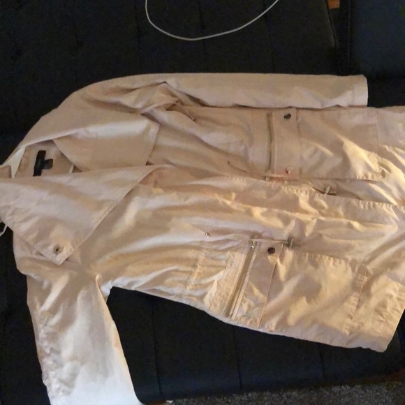 Jacket - Picture 2 of 3